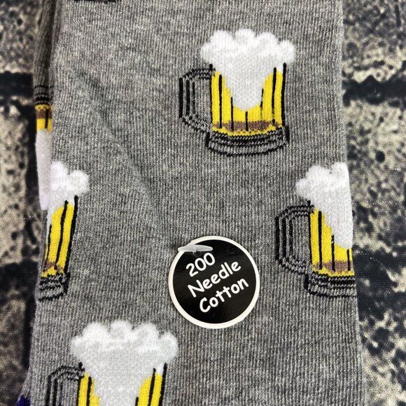 Fun Circle Men's Gray Beer Stein Sox size 10-13 Crew Socks 1 Pair Shoe sz 6-12 - Picture 3 of 6